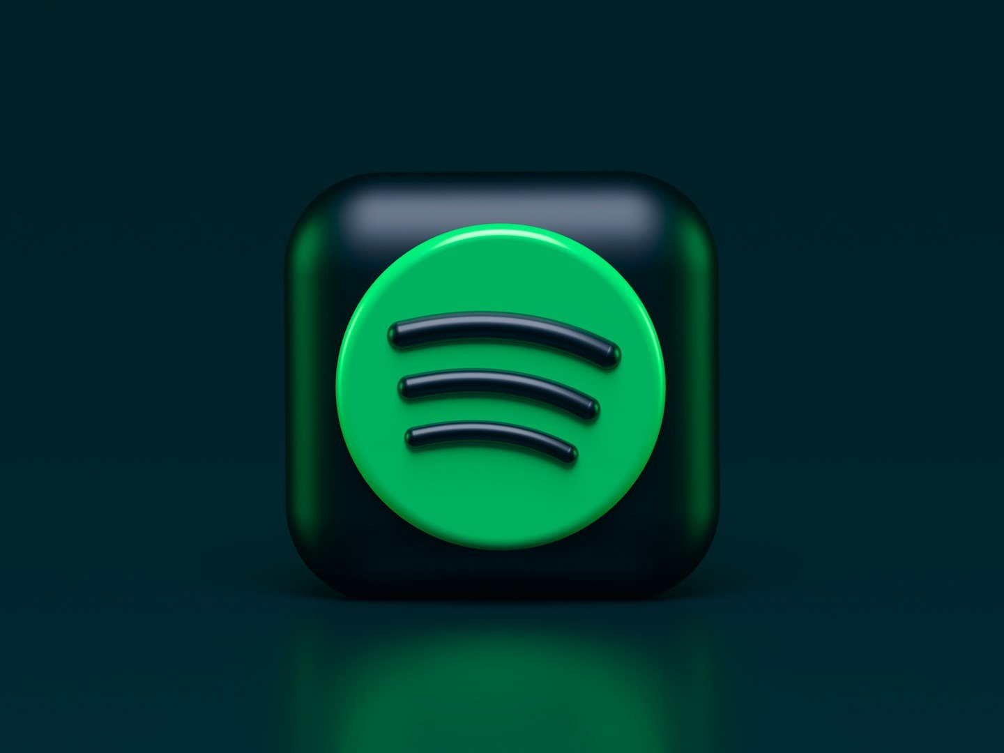 Algoritmus Spotify je rozbitý: Místo hudby doporučuje uživatelům zvuky bouřky