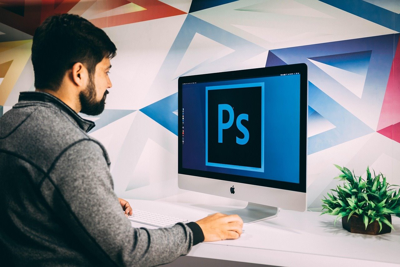 Android nabízí k testování novou aplikaci Photoshop. Vyzkoušet ji můžete i vy