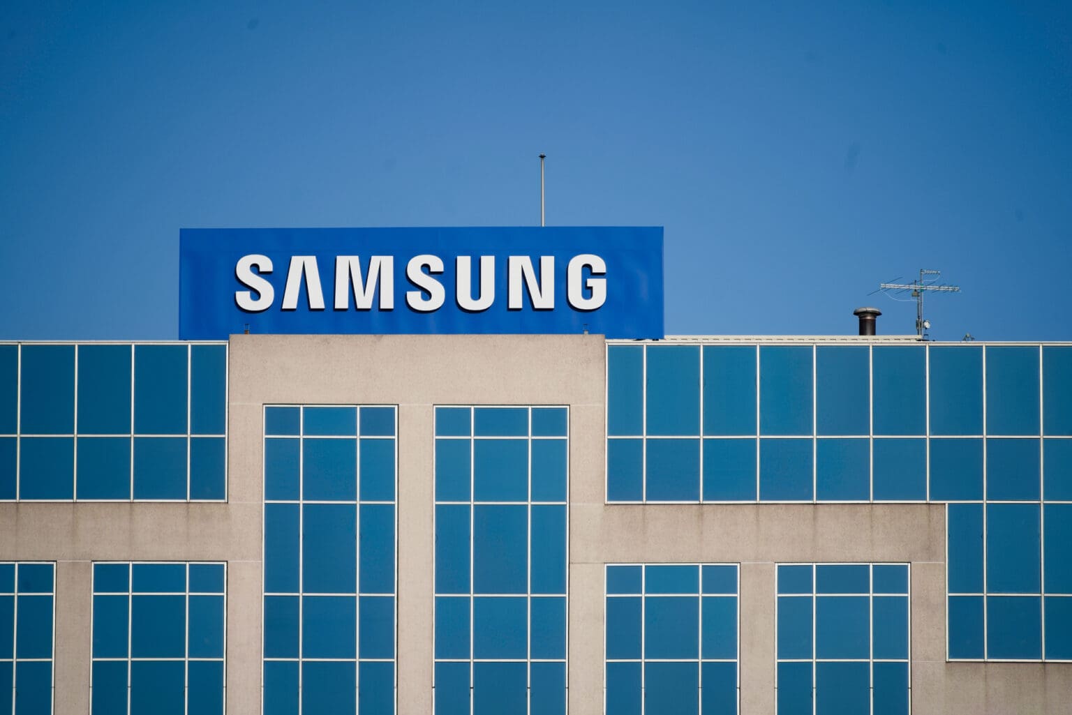 Odvážný tah: Samsung zvažuje krok, který změní jeho identitu