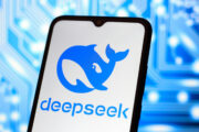 Tajemství úspěchu DeepSeek AI: Revoluce v tréninku jazykových modelů