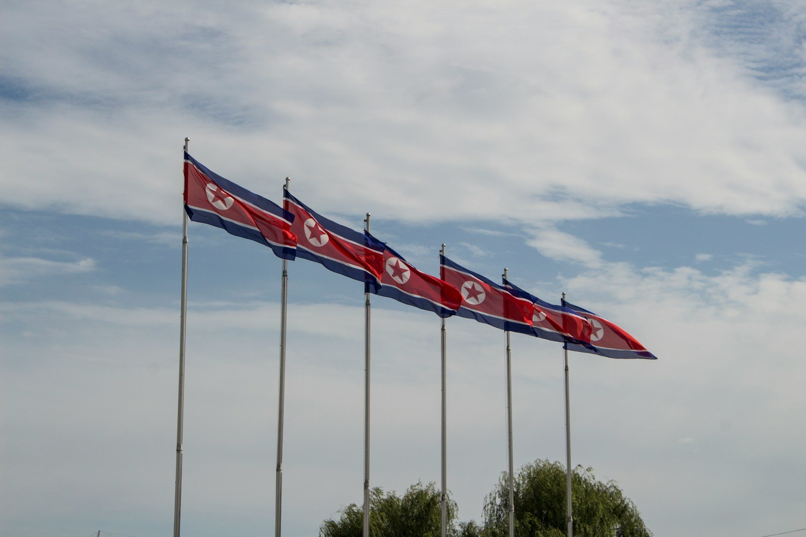 Severní Korea monitoruje mobilní telefony všech svých občanů