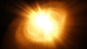 NASA zkoumá mohutnou sluneční erupci: Mohla by Zemi vrátit do doby kamenné