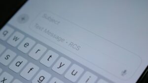 Google proměnil nativní zasílání zpráv systému Android ve svůj vlastní WhatsApp
