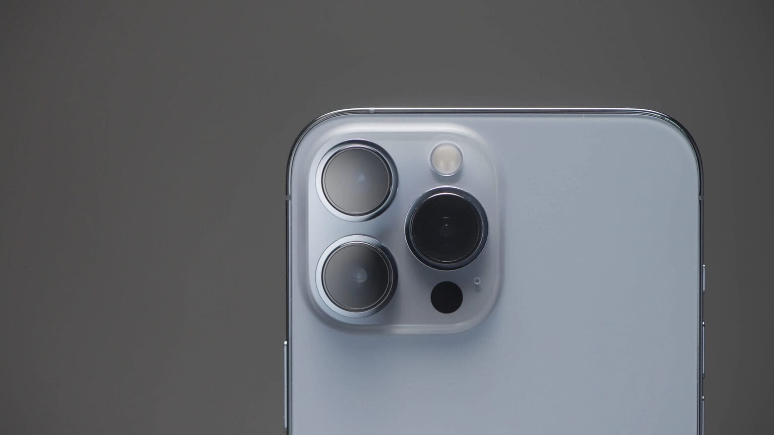 Připravte se: iPhone má dostat oči, které vidí jako my