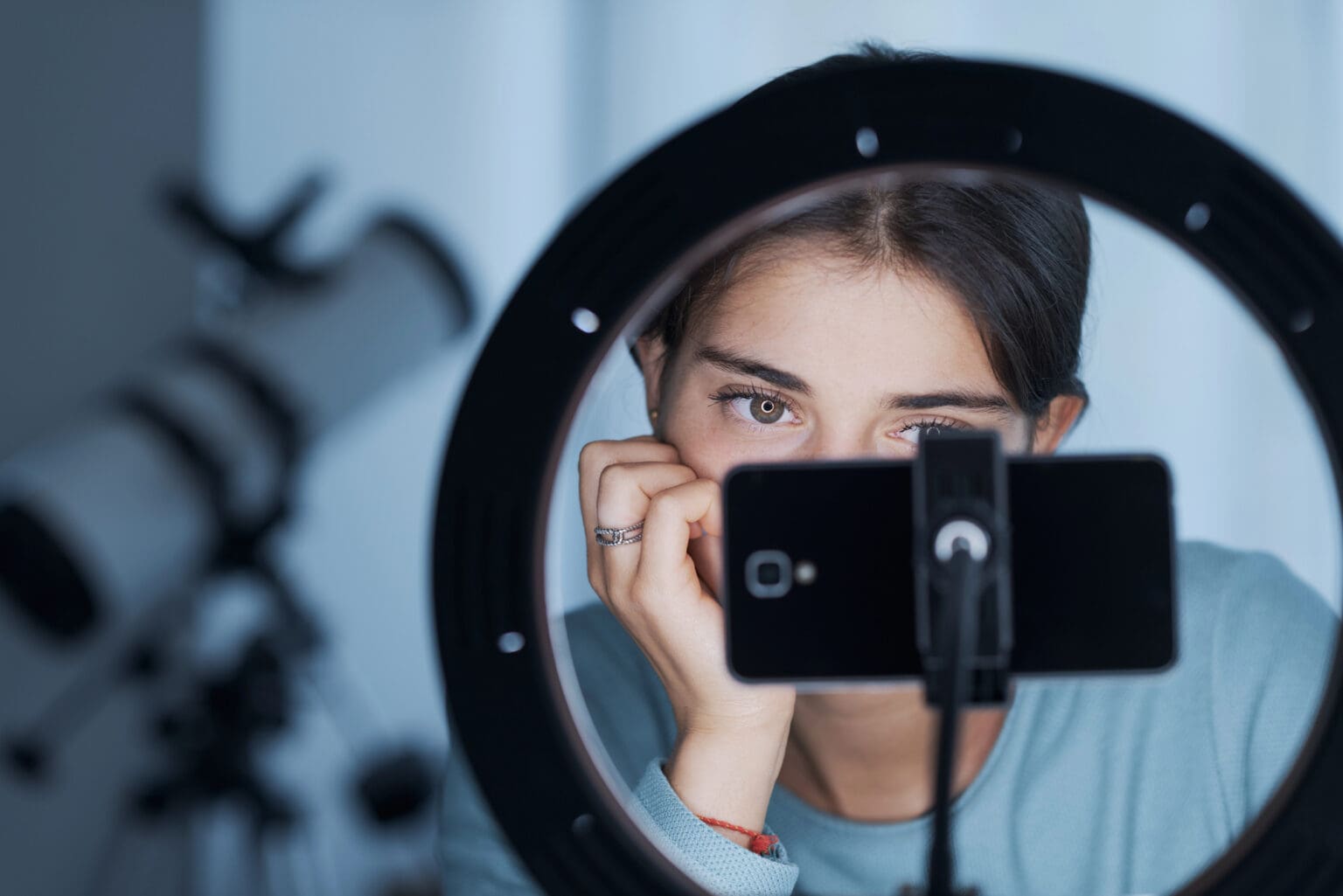 Smutná realita internetových trendů: Kontroverzí si můžete přijít na miliony během pár hodin