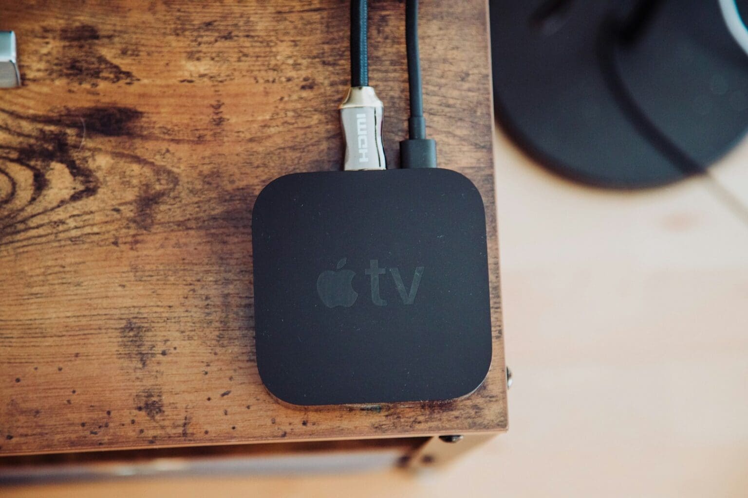 Nová Apple TV nabídne vestavěnou kameru pro FaceTime, vlastní čip Wi-Fi 7 či Apple Intelligence