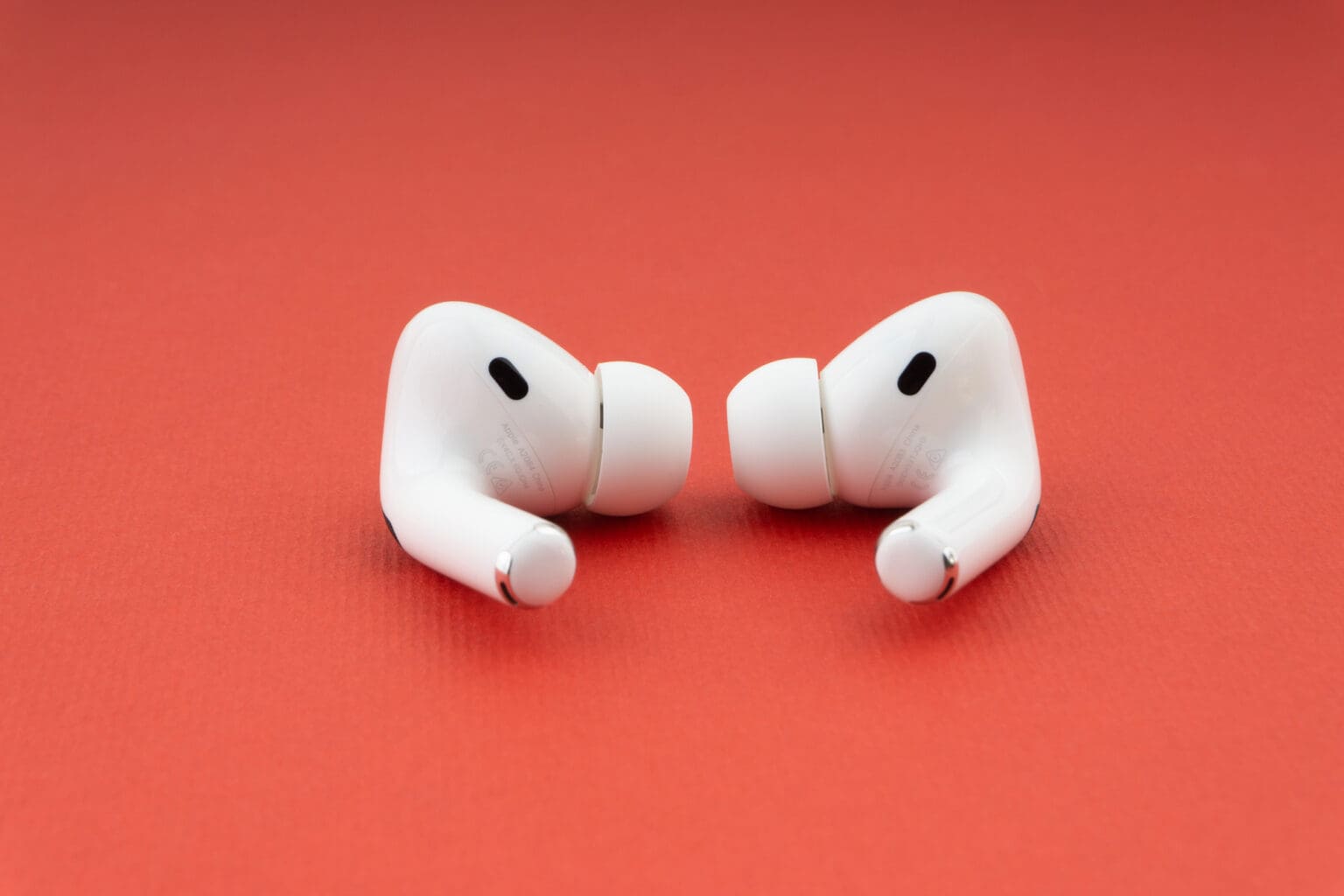AirPods Pro 3 vs. AirPods Pro 2: Hlavní rozdíly, které vám pomohou s rozhodováním