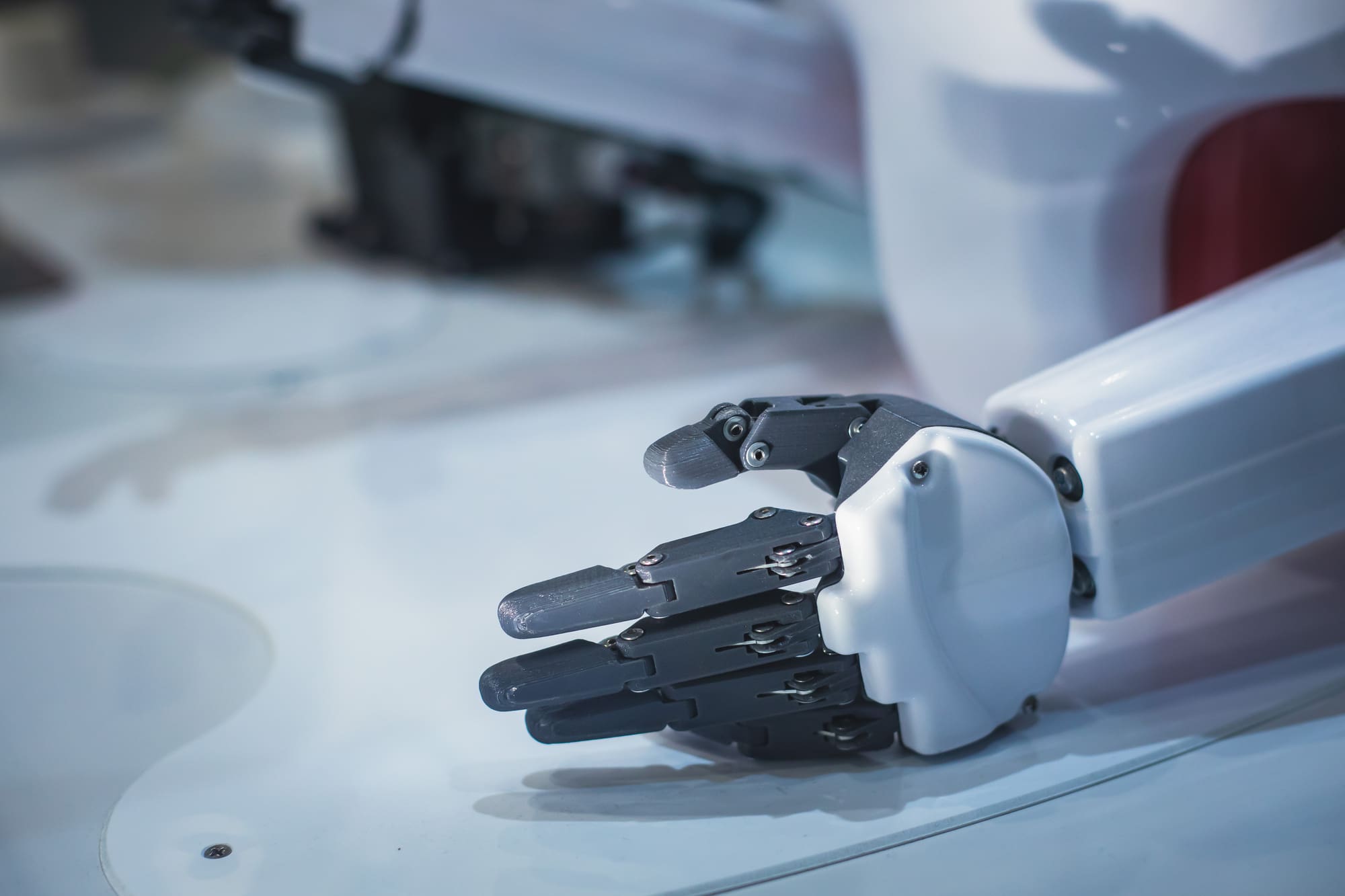 Prodavači v ohrožení. Roboti už umí víc než jen říct „dobrý den“