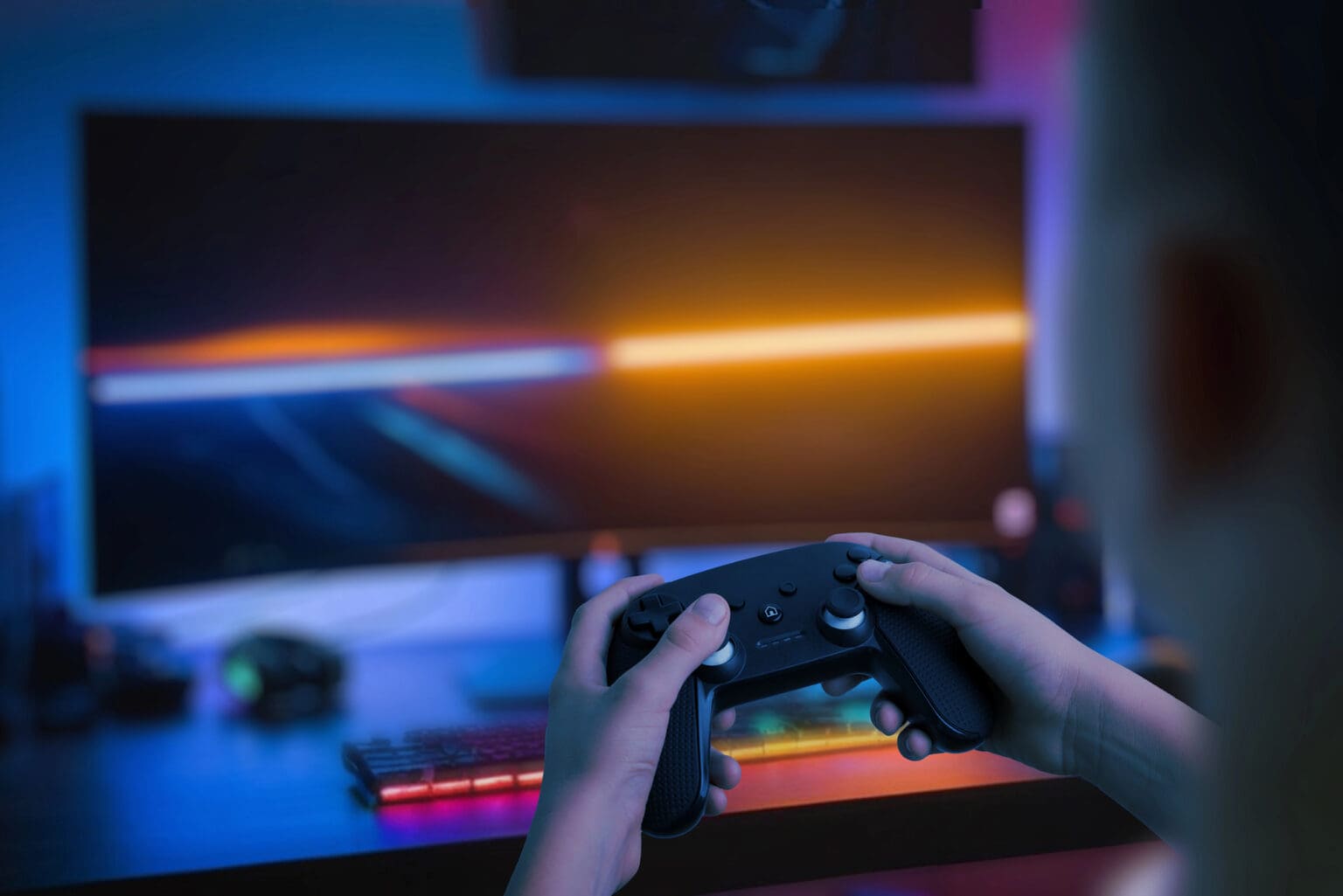 Máte doma herní sestavu? On má raketomet, světlice a plamenomet