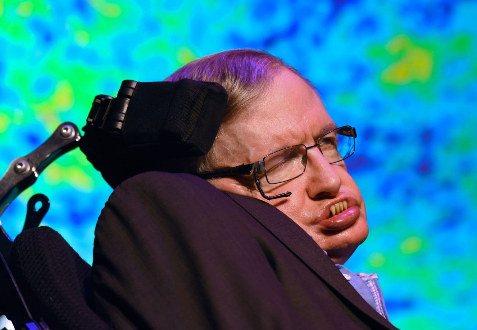 Hawking předpověděl konec lidstva kvůli AI. Dnes jeho slova zní děsivě aktuálně