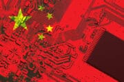 Západ se Pekingu smál. Teď Čína staví vlastní čipy za miliardy