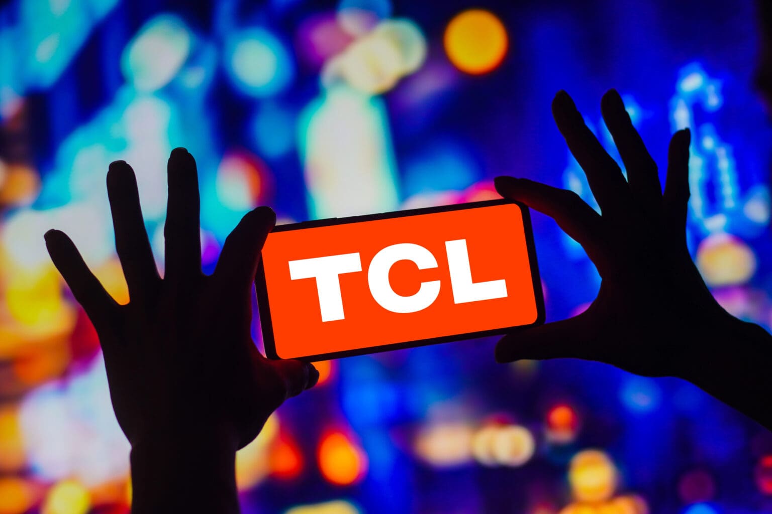 Od mobilu po televizi: TCL CSOT chce ovládnout svět displejů