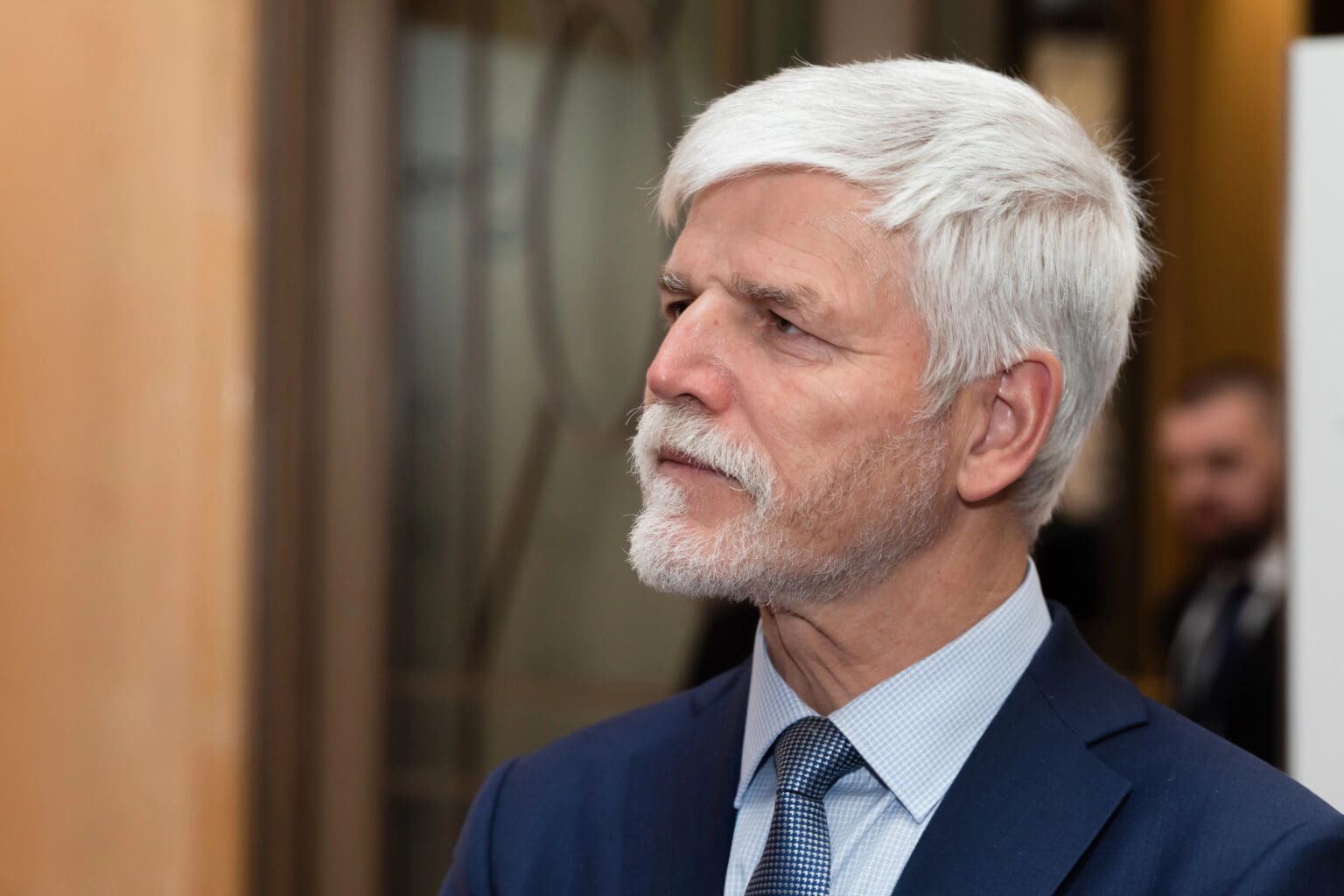 Bude vládu skládat Babiš, nebo Pavel? Hra o moc nad Českem je v plném proudu