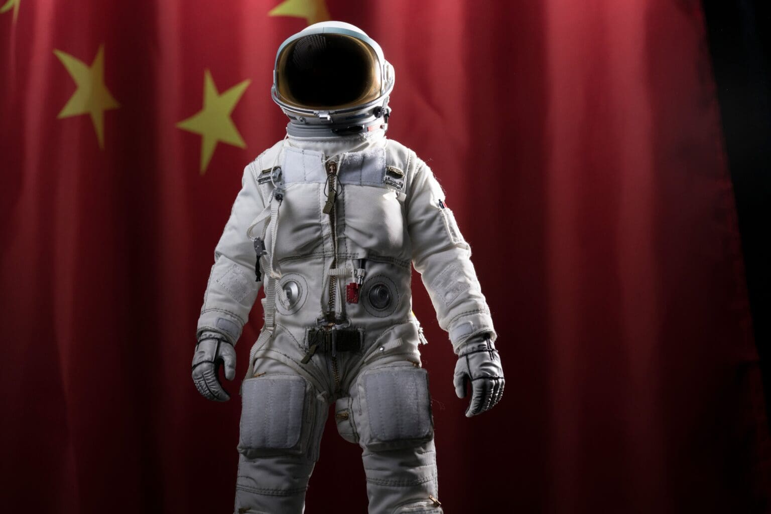 Do vesmíru míří čínský rekordman: Nejmladší astronaut historie na palubě