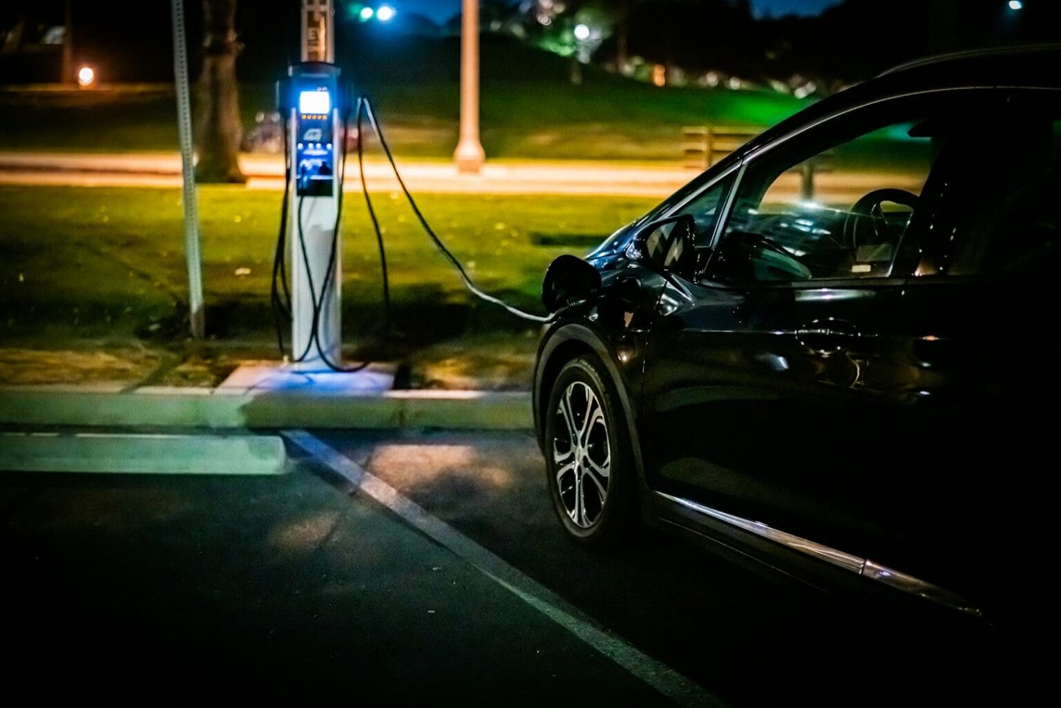 Mýty vs. realita: Jsou elektromobily opravdu levnější? Čísla hovoří jasně