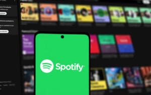 Myslíte si, že Spotify spravují lidé? 2 měsíce už kód tvoří jen algoritmus