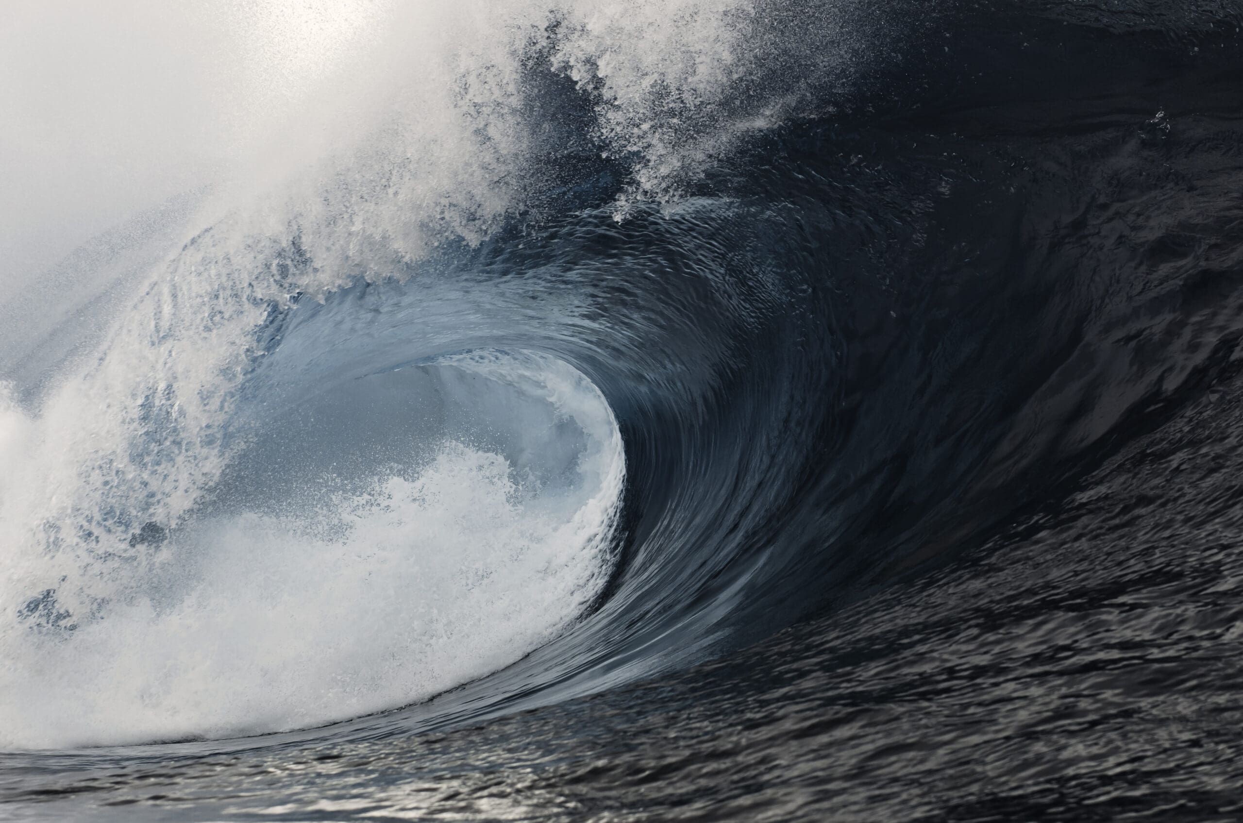 Všichni mluví o obřích ničivých vlnách. Jenže poslední slovo má stále fyzika