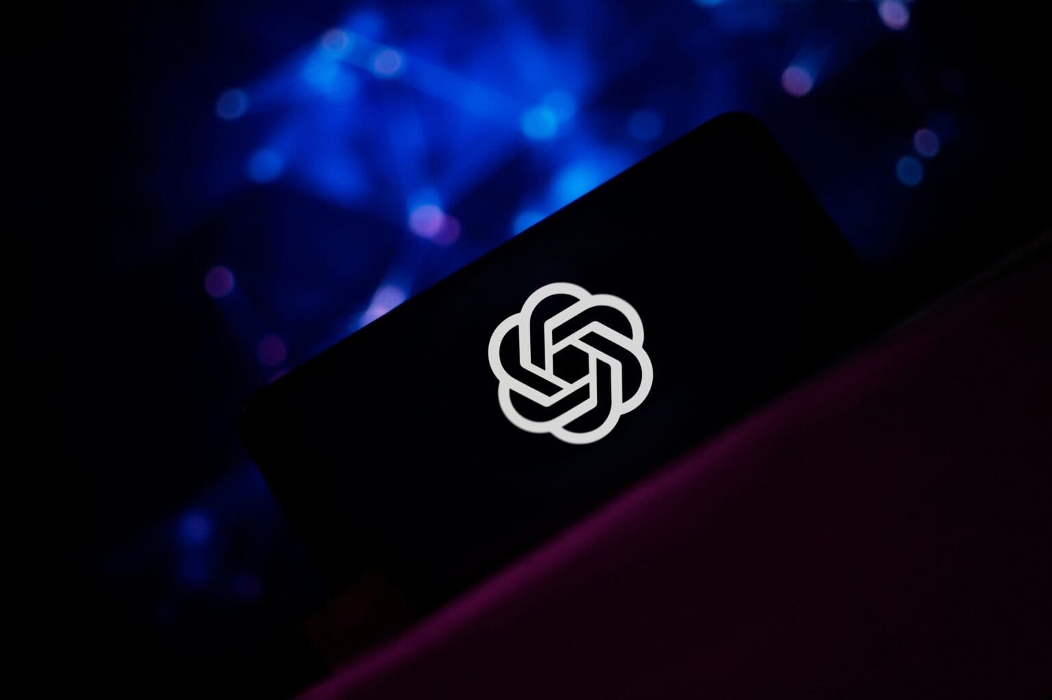 OpenAI varuje: Naše další AI může být elitní hacker. A nikdo ji nezastaví