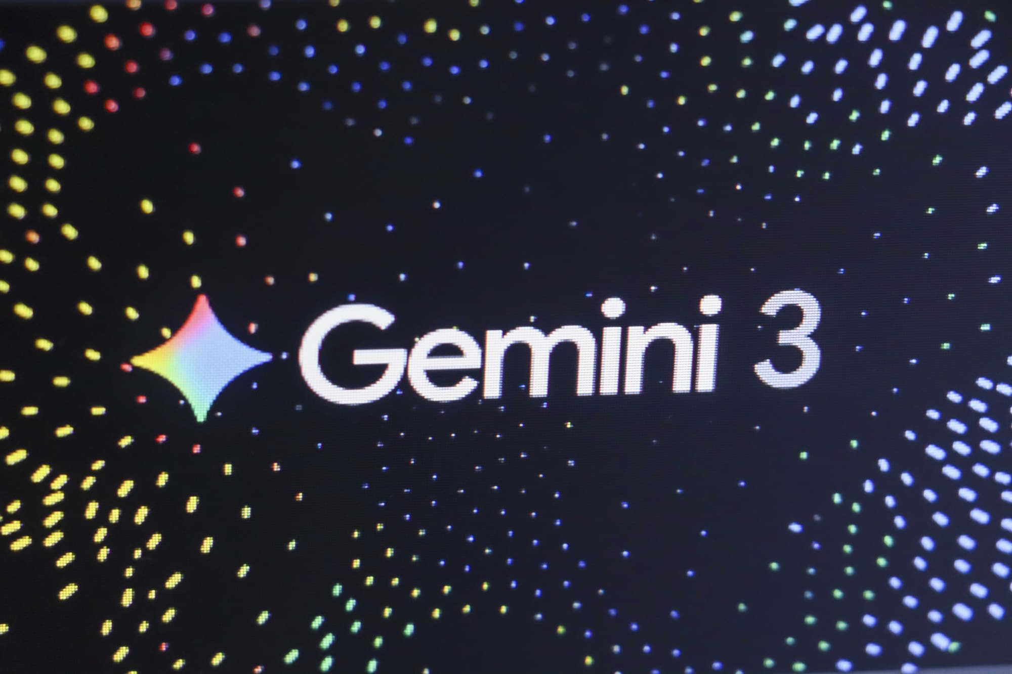 Google vytáhl novou zbraň. Gemini 3 Flash má změnit svět AI