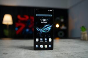 Češi přijdou o poslední malý telefon s výkonem. ASUS to právě vzdal