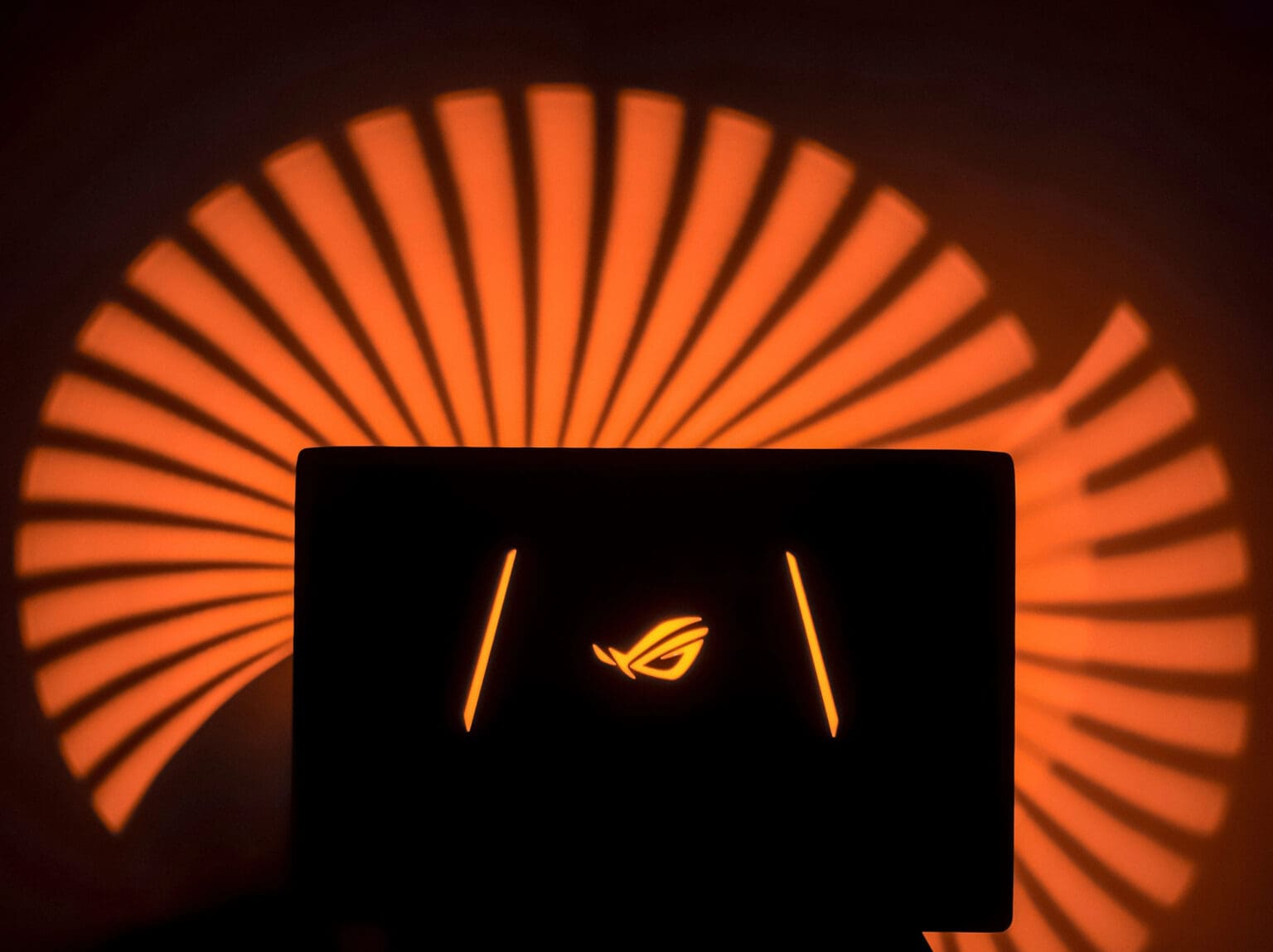 ASUS ROG slaví 20 let ve velkém stylu: Na veletrhu CES 2026 představil spoustu herních novinek