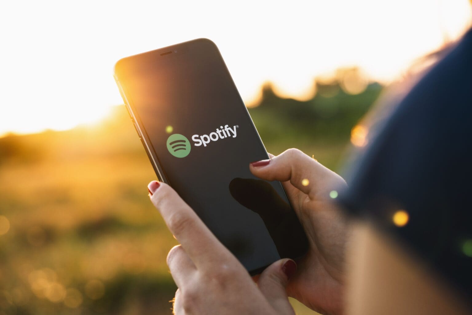 (OP) Spotify neslouží jen k poslechu hudby: nyní ji můžete sdílet s přáteli a rodinou ve skupinových chatech?