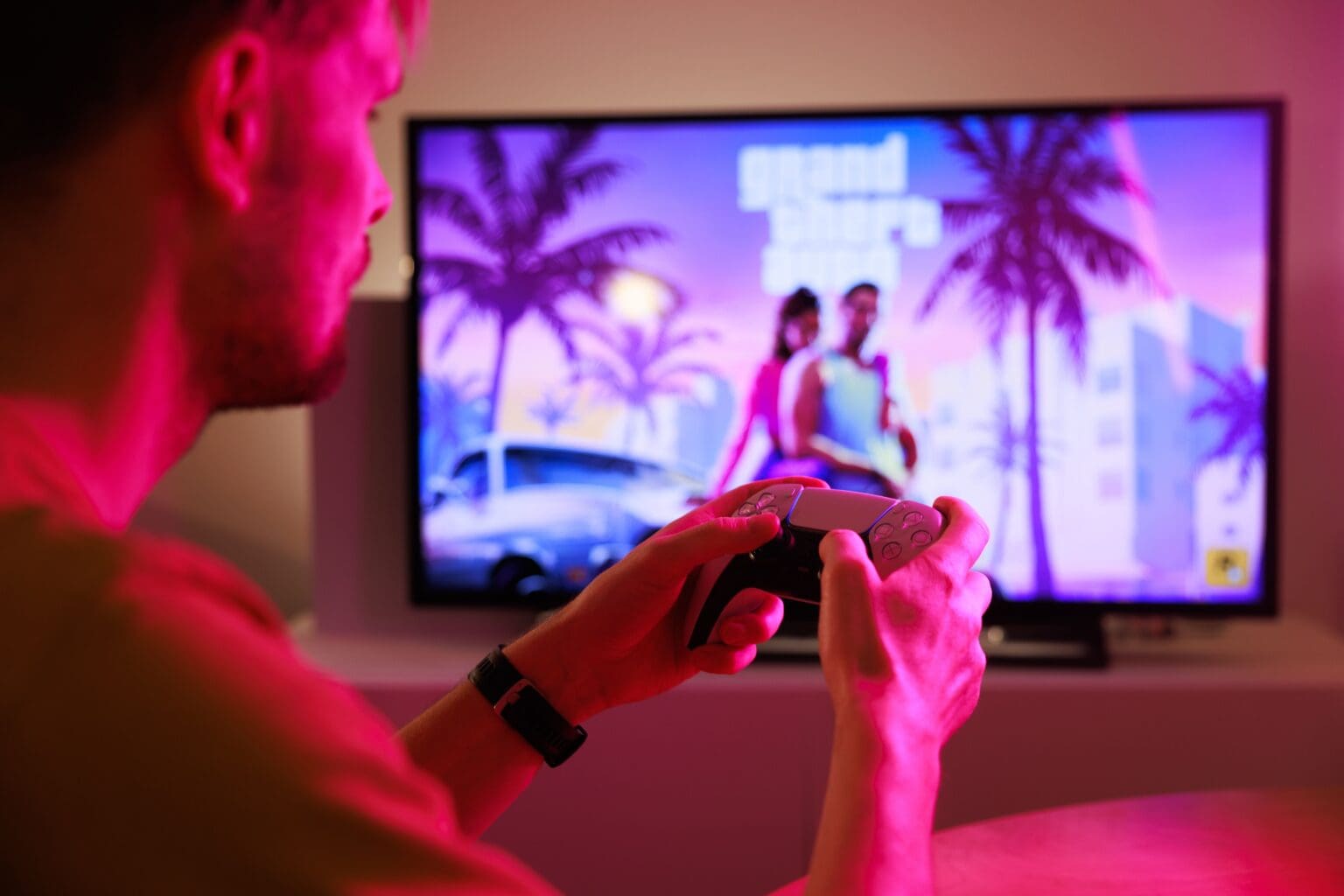 Někteří hráči již prochází svět GTA VI. Vy pořád čekáte na oficiální vydání