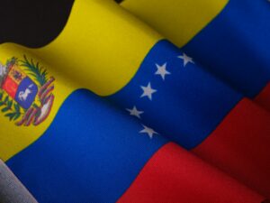 Chávez se obrací v hrobě: Venezuela ruší státní monopol na ropu