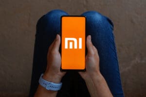 Xiaomi 18 uniklo před plánovaným termínem. Podobnost s iPhonem je zřejmá víc než kdy dřív