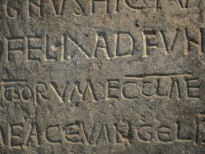 Zapomeňte na Mezopotámii. První „ajťáci“ historie žili v jeskyních jihozápadního Německa