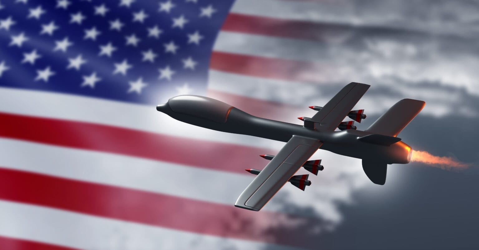 Dron umí shodit náklad i vyzvednout materiál z nebezpečné zóny. Přesně tahle schopnost ale prozradí víc, než chcete