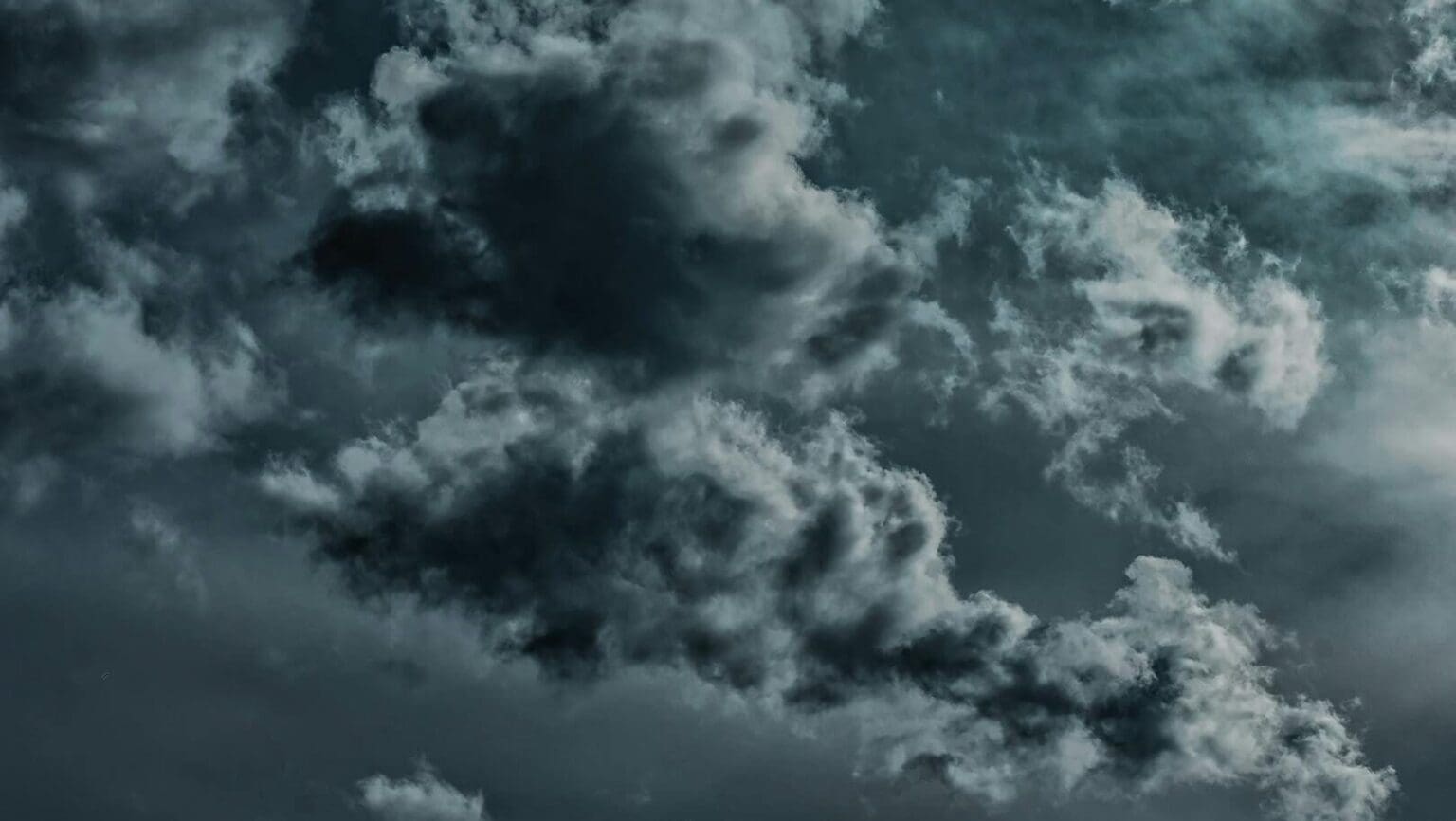 Prudké ochlazení z Ruska se blíží: Očekávejte ostré poryvy větru a pokles teplot