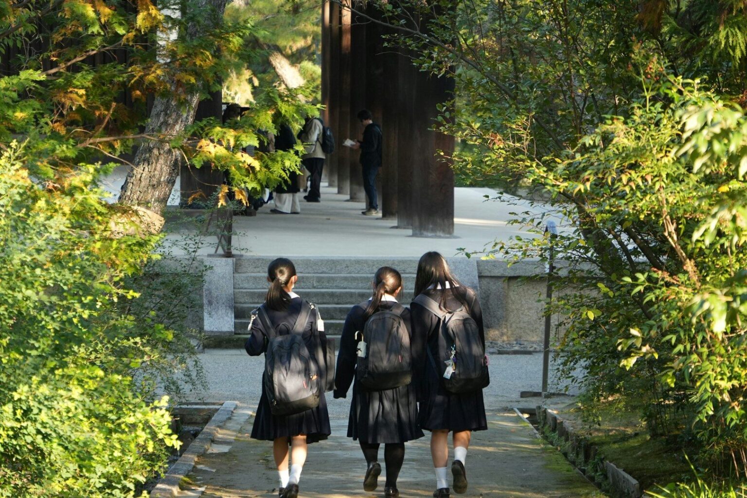 Matika jako videohra? VTuberé ovládnou japonské školství za zlomek ceny