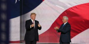 Trump zintenzivnil právní ofenzivu proti Harvardu: Americká administrativa viní školu z tolerování útoků na židovské studenty