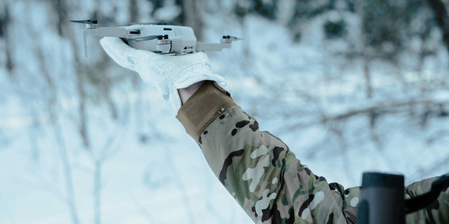 Totální technologická mobilizace: Ukrajina zlomila čínský monopol a buduje autonomní arzenál, který nahání strach i velmocem