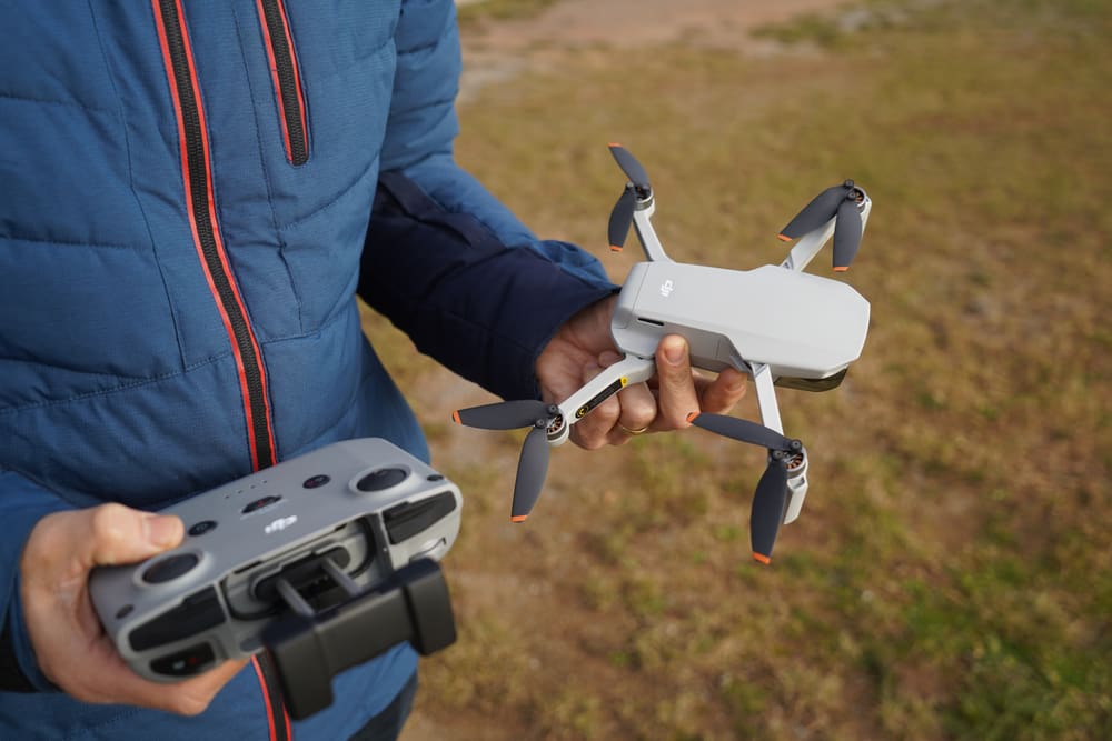 Nový DJI Avata 360 natáčí v 8K při 60 fps a nabízí 360° zorné pole pro pohlcující létání