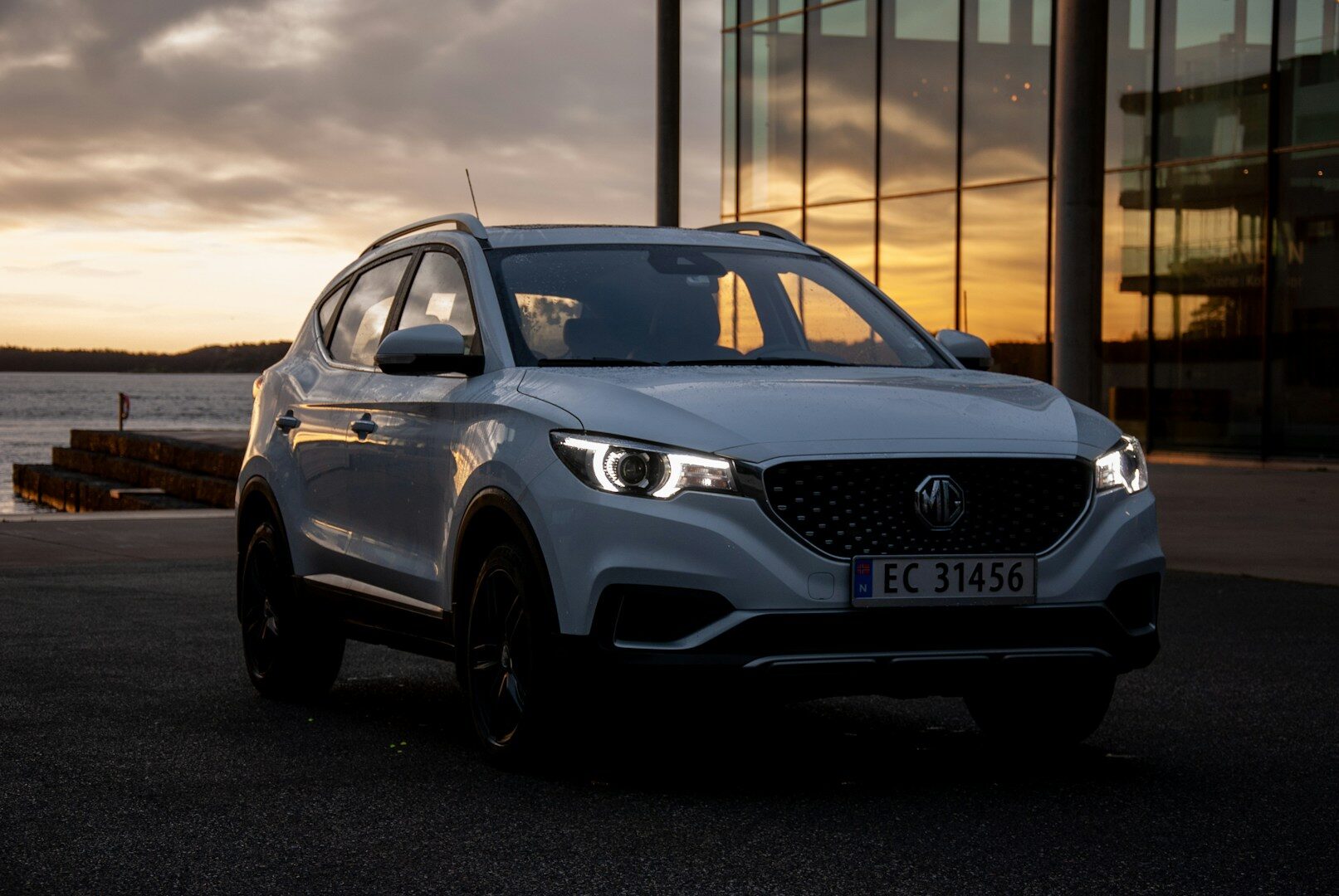 Rodinný elektromobil bez kompromisů. MG S6 EV chce dobýt Evropu prostorným interiérem a chytrou rekuperací