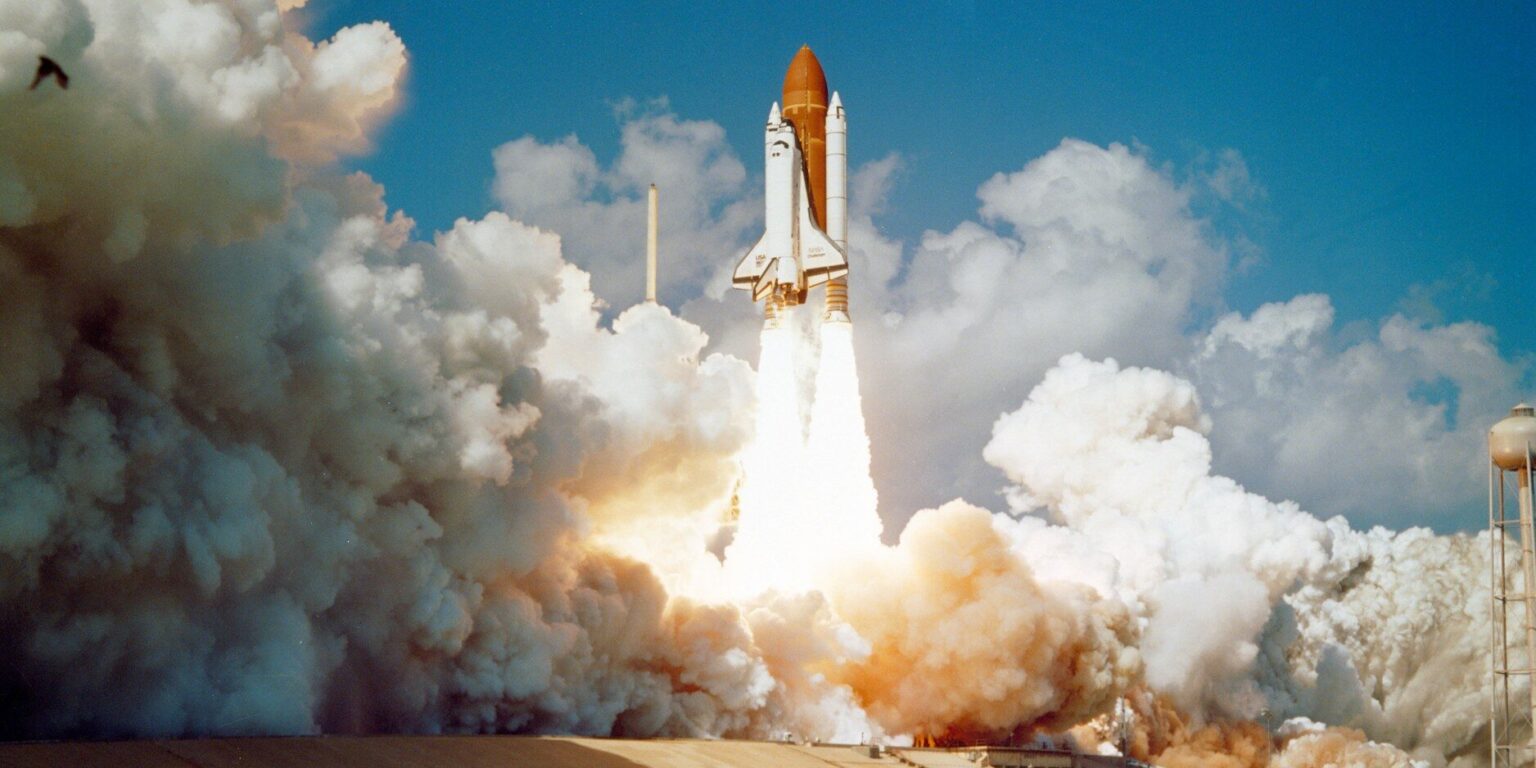 Artemis II: Astronauti NASA letí na Měsíc rychlostí přes 40 000 km/h