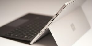 NASA jde proti proudu: Na Měsíc s notebookem z roku 2013