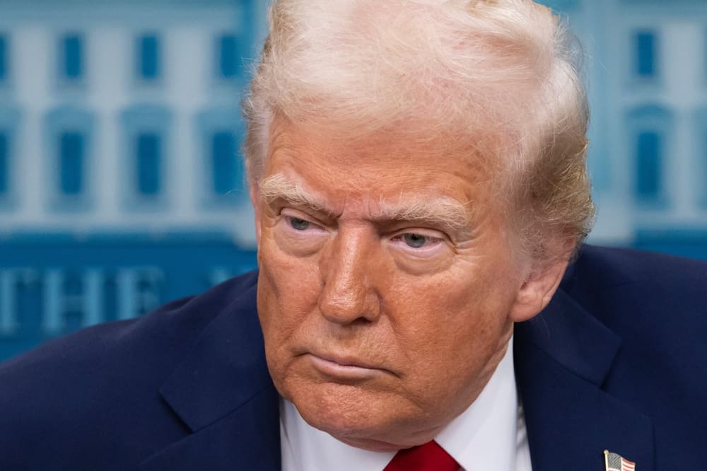 „Sleepy Joe“ je pryč, ať žije „Sleepy Donnie“: Trump usíná při projevech