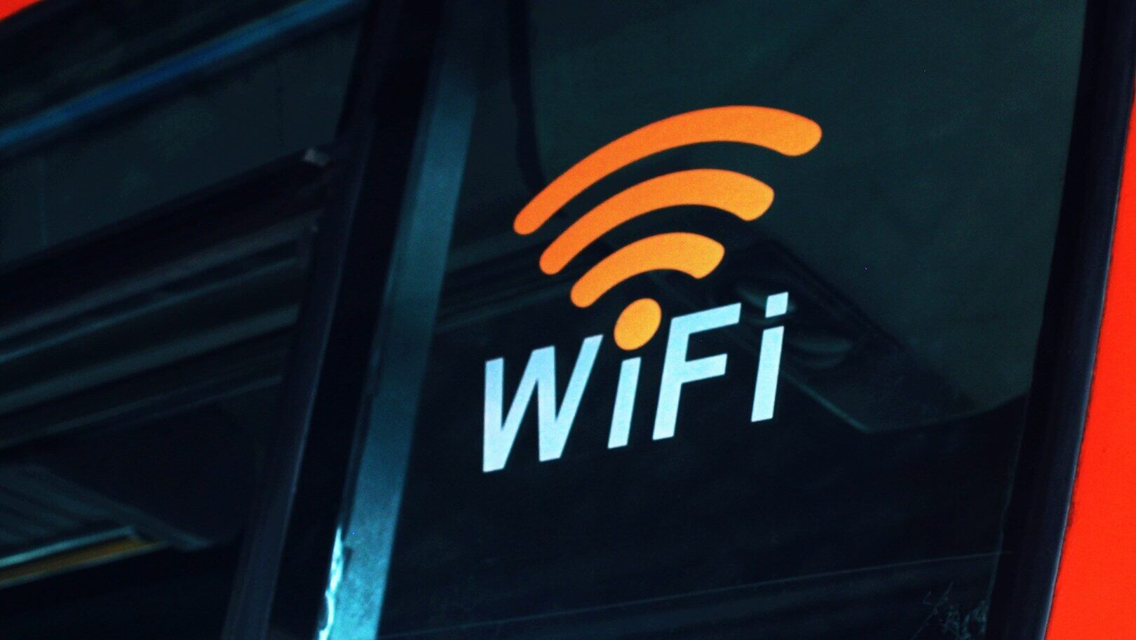 Hliníková fólie dokáže zlepšit Wi-Fi signál routeru až o 20 %