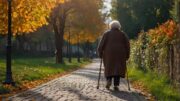 Český systém selhává: 15 % z důchodu seniorům v domovech nestačí ani na léky