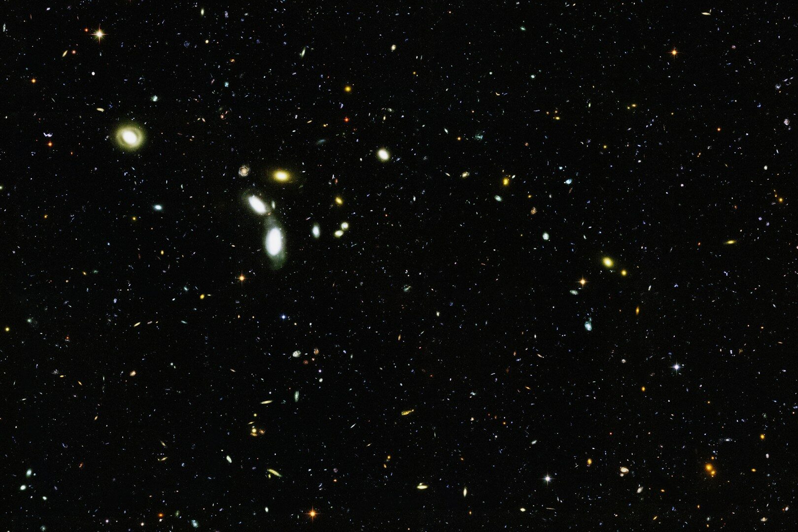 Anomálie číslo 28: Gravitační signál z roku 2019 možná odhalil temnou hmotu