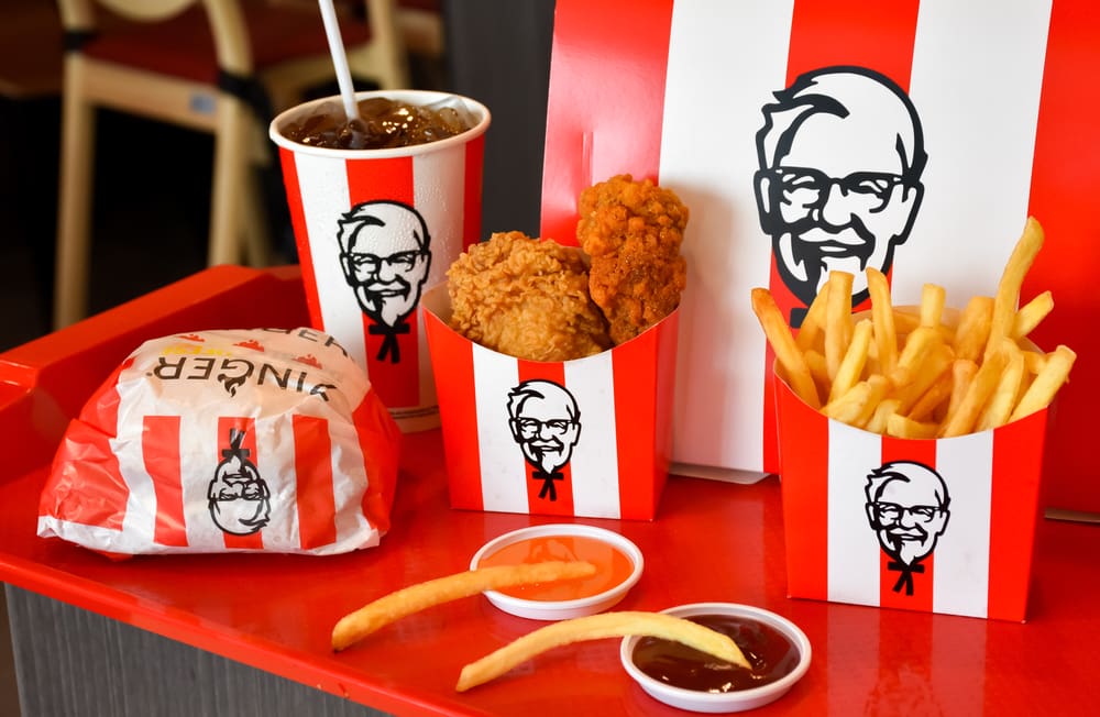 KFC dnes zavřelo: Za zkažené maso se zákazníkům omluvilo