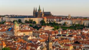 Nová vláda přepisuje finanční plán Česka. Evropě musela ukázat nové priority