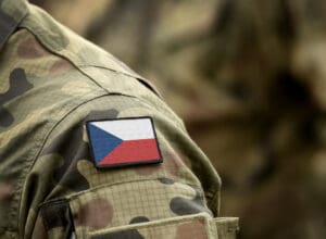 Češi v záloze berou solidní peníze. Můžete mezi ně patřit i vy a hrdě bránit stát
