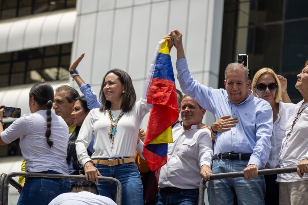 Machadová se chce vrátit do Venezuely po zemětřesení, USA to prý vidí jako nevhodné