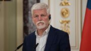 Petr Pavel pravděpodobně brzy překoná Miloše Zemana v celkovém počtu udělených milostí