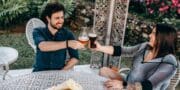 Co se v Česku pije? V obchodech těsně vede víno nad ležáky, celkově ale vyhrává pivo