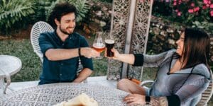 Co se v Česku pije? V obchodech těsně vede víno nad ležáky, celkově ale vyhrává pivo